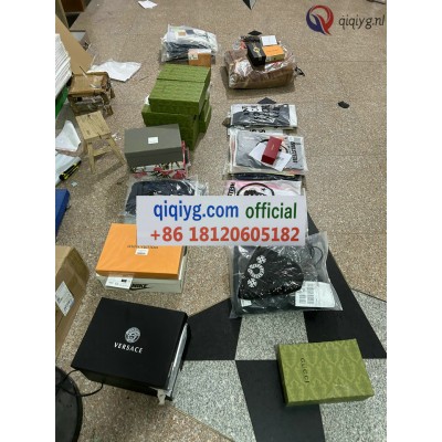 qiqiyg.com Gratis Verzending | Foto's en Contact qiqiyg via WhatsApp QYQ002