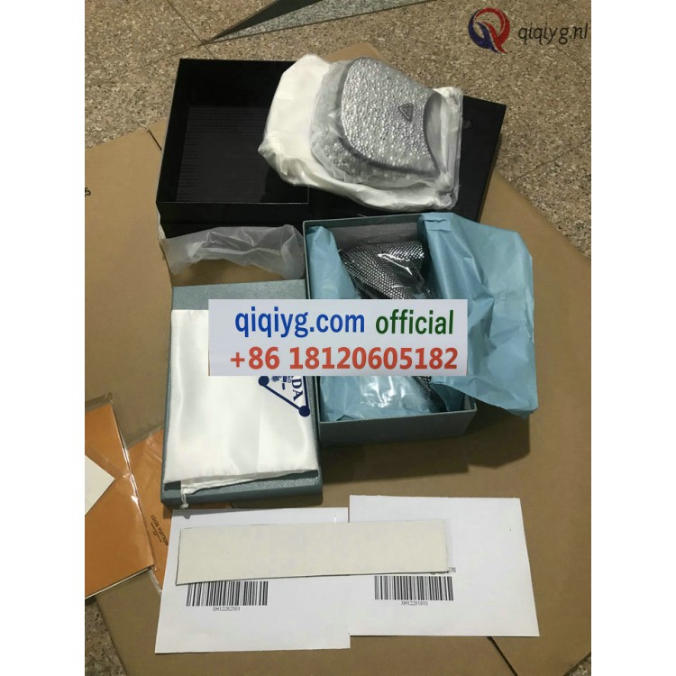 qiqiyg.com Gratis Verzending | Foto's en Contact qiqiyg via WhatsApp QYQ003