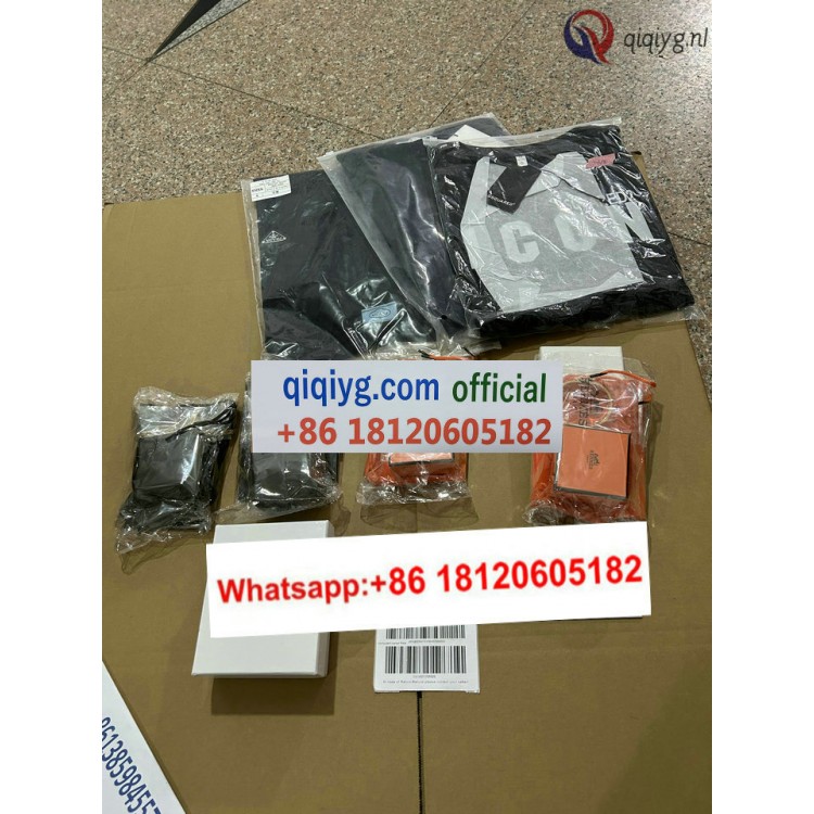 qiqiyg.com Gratis Verzending | Foto's en Contact qiqiyg via WhatsApp QYQ012