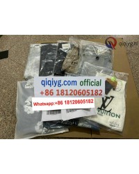 qiqiyg.com Gratis Verzending | Foto's en Contact qiqiyg via WhatsApp QYQ014