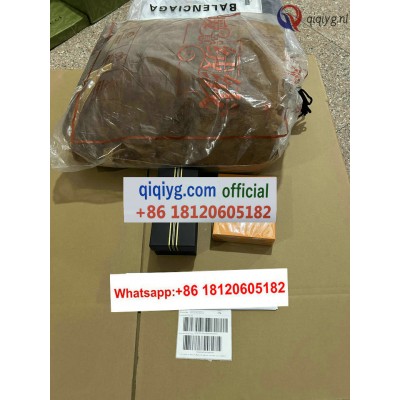 qiqiyg.com Gratis Verzending | Foto's en Contact qiqiyg via WhatsApp QYQ022