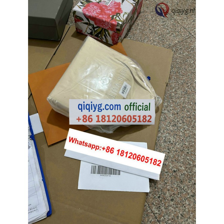 qiqiyg.com Gratis Verzending | Foto's en Contact qiqiyg via WhatsApp QYQ028