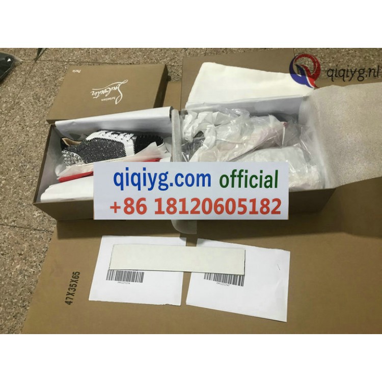 qiqiyg.com Gratis Verzending | Foto's en Contact qiqiyg via WhatsApp QYQ029