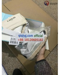 qiqiyg.com Gratis Verzending | Foto's en Contact qiqiyg via WhatsApp QYQ031