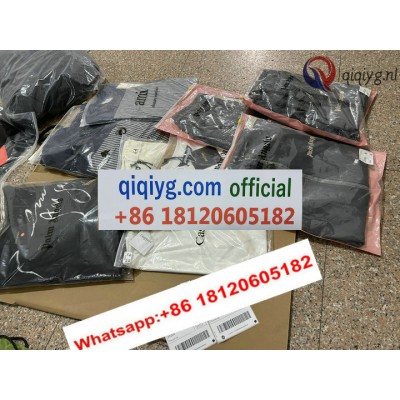 qiqiyg.com Gratis Verzending | Foto's en Contact qiqiyg via WhatsApp QYQ063