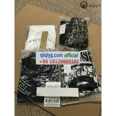 qiqiyg.com Gratis Verzending | Foto's en Contact qiqiyg via WhatsApp QYQ074