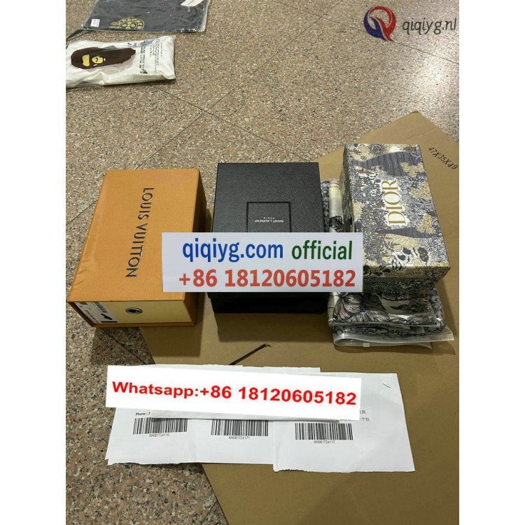 qiqiyg.com Gratis Verzending | Foto's en Contact qiqiyg via WhatsApp QYQ079