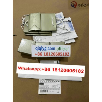 qiqiyg.com Gratis Verzending | Foto's en Contact qiqiyg via WhatsApp QYQ097