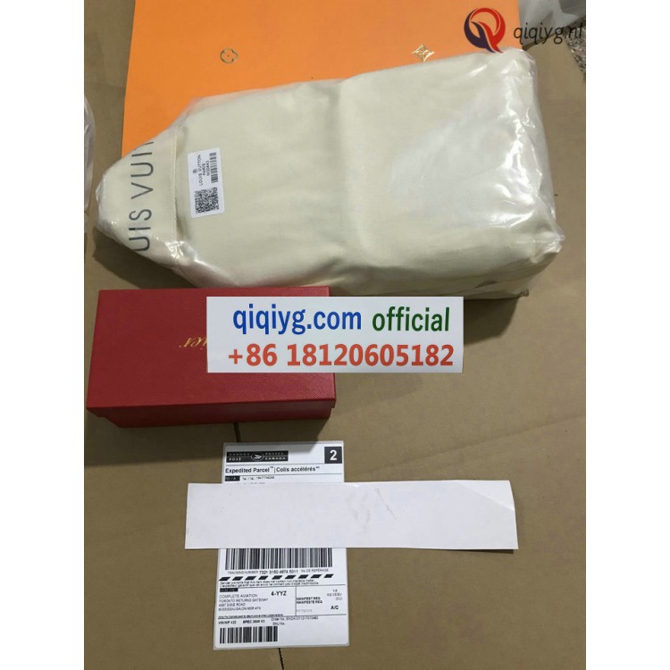 qiqiyg.com Gratis Verzending | Foto's en Contact qiqiyg via WhatsApp QYQ142