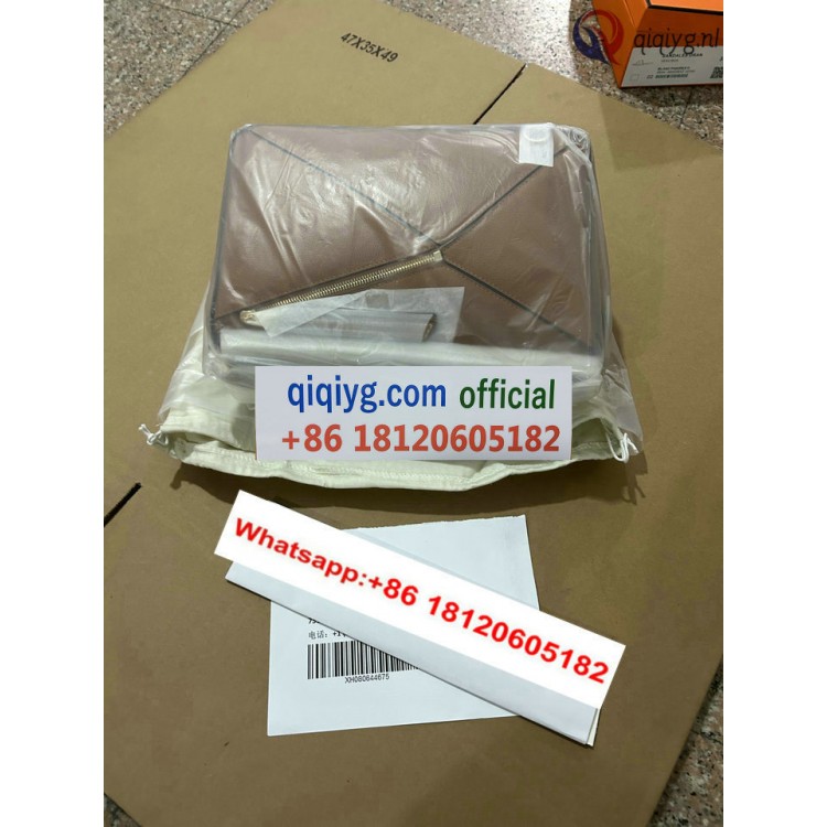 qiqiyg.com Gratis Verzending | Foto's en Contact qiqiyg via WhatsApp QYQ151