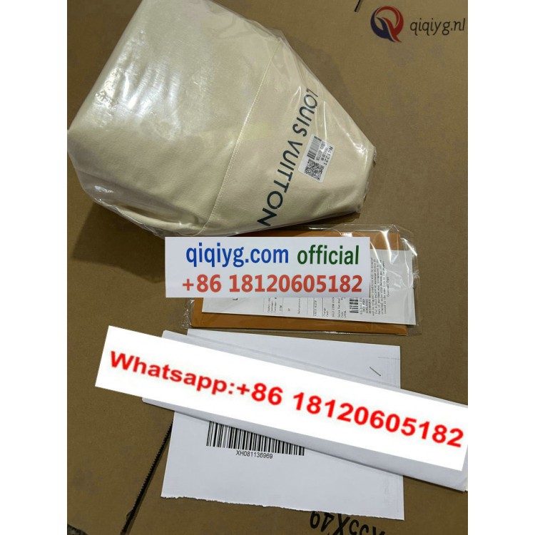 qiqiyg.com Gratis Verzending | Foto's en Contact qiqiyg via WhatsApp QYQ193