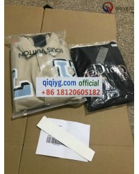 qiqiyg.com Gratis Verzending | Foto's en Contact qiqiyg via WhatsApp QYQ242