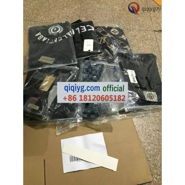 qiqiyg.com Gratis Verzending | Foto's en Contact qiqiyg via WhatsApp QYQ258