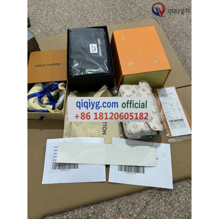 qiqiyg.com Gratis Verzending | Foto's en Contact qiqiyg via WhatsApp QYQ271