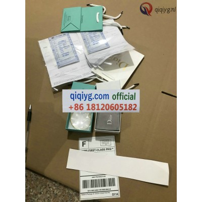 qiqiyg.com Gratis Verzending | Foto's en Contact qiqiyg via WhatsApp QYQ283