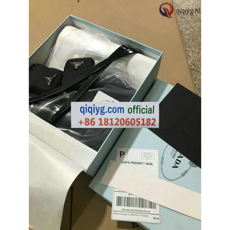 qiqiyg.com Gratis Verzending | Foto's en Contact qiqiyg via WhatsApp QYQ297