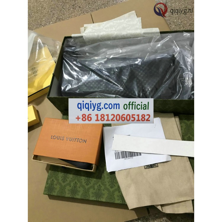 qiqiyg.com Gratis Verzending | Foto's en Contact qiqiyg via WhatsApp QYQ299